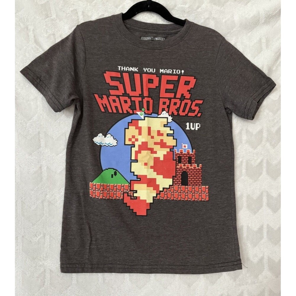 Youth Boys Mario Kart “Super Mario Bros. T-shirt - Size Medium